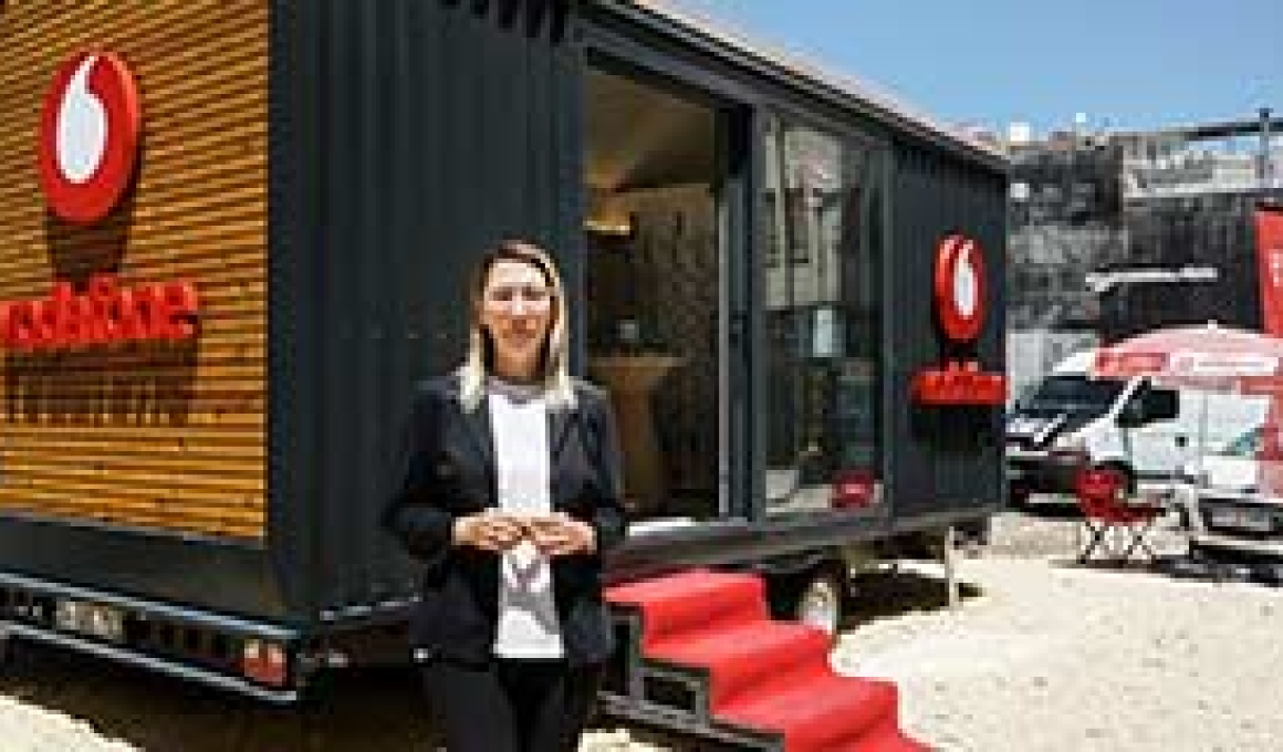 Vodafone’dan Afet Bölgesine Tiny House Mağazalar