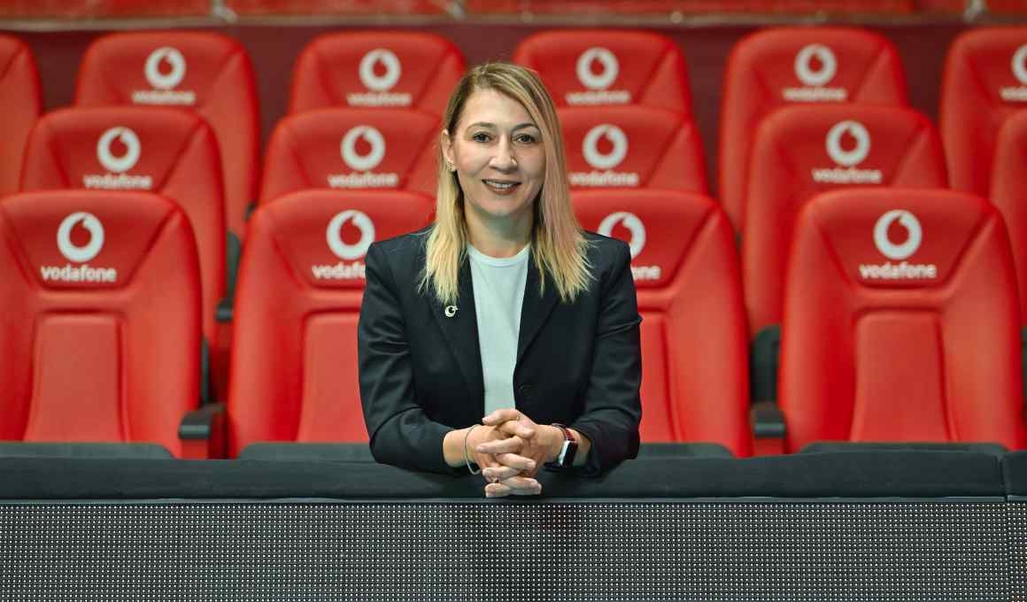 Vodafone Kadın Voleybolunun Yanında Durmaya Devam Ediyor