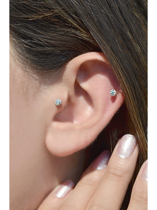 Taşlı Top Uçlu Çelik Piercing Tragus Helix Kıkırdak 6 mm Gümüş Renk