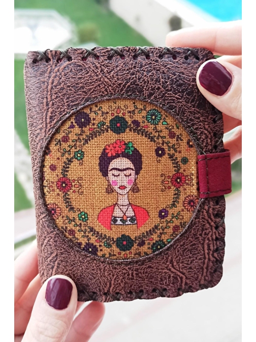 El Yapımı Kadın Cüzdan Vegan Deri Frida Kahlo Görselli Kahverengi Renk