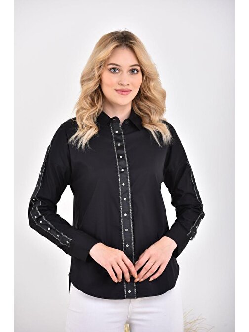 Ön ve Kol Şeritli Simli Taş Detaylı Siyah Kadın Gömlek