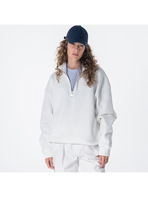 James Kadın Kırık Beyaz Dik Yaka Oversize Yarı Fermuarlı Sweatshirt  | XL