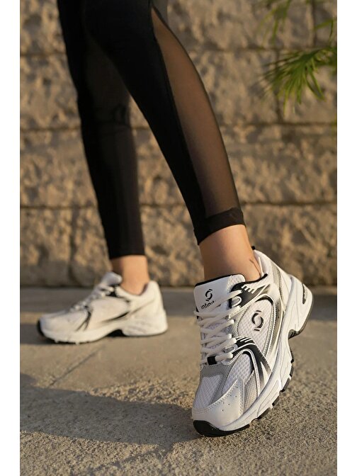 Tomiross Garantili Kadın Beyaz Siyah Günlük Rahat Sneaker Ayakkabı INF-3756