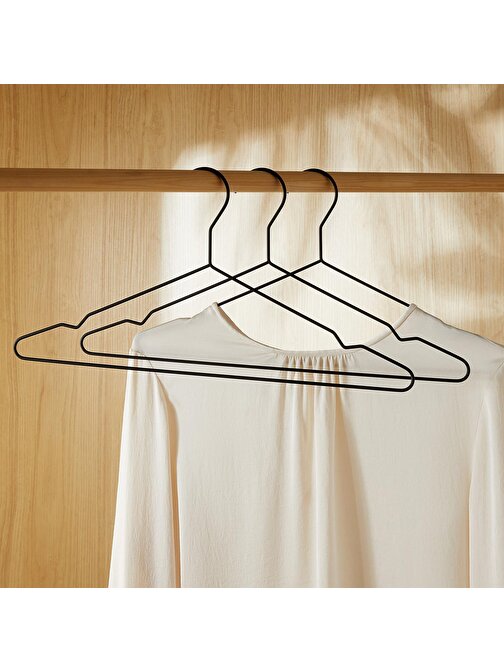 Ocean Home Textile 3'lü Mat Siyah Renk Kauçuk Kaplamalı Metal Giysi Askısı 20.50 x 42 x 0.3 cm