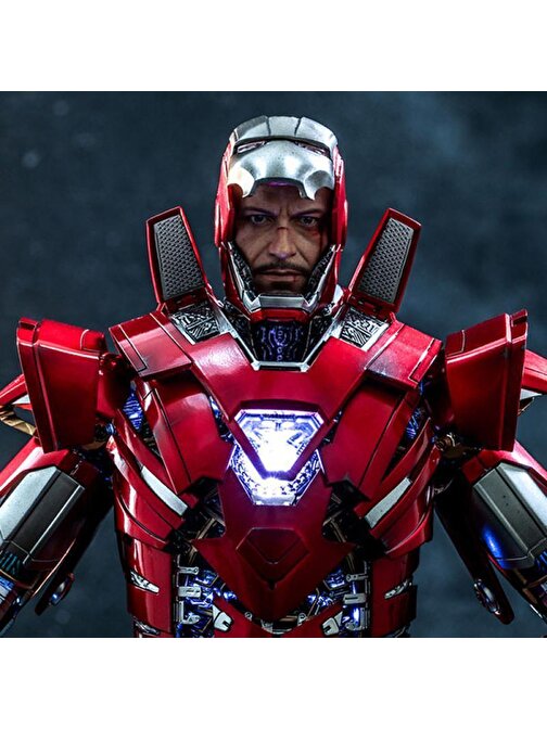 Hot Toys Silver Centurion (Armor Suit Up Version) Diecast Sixth Scale Figure - 909463 MMS618 - Marvel Comics / Iron Man 3 