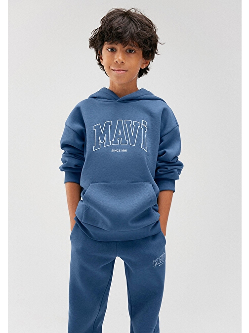 Mavi - Mavi Logo Baskılı Kapüşonlu Mavi Sweatshirt 6S10052-70871