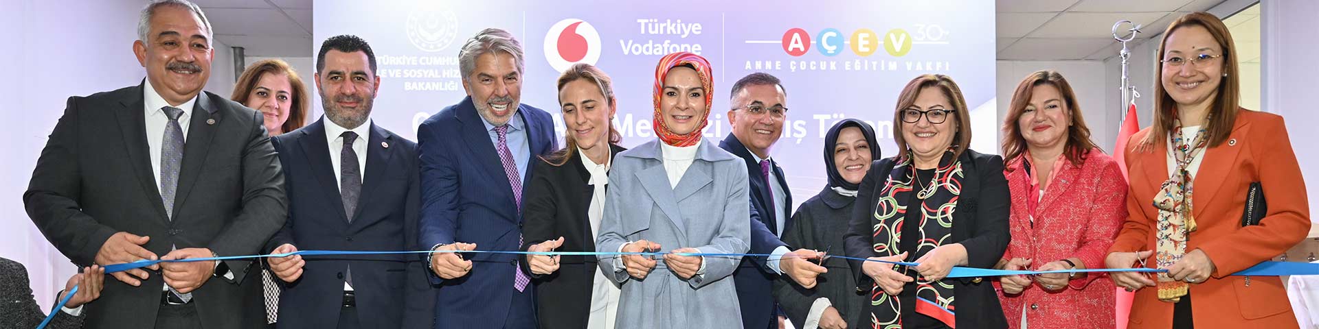 Türkiiye Vodafone Vakfı ve Anne Çocuk Eğitim Vakfı, Afet Bölgesine Desteğini Sürdürüyor